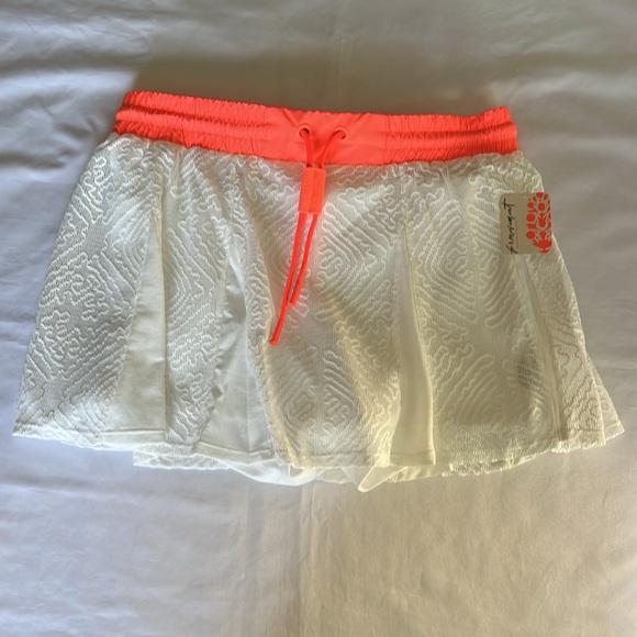 Free People Movement Good Sport Skort Size S NWT - Picture 4 of 11